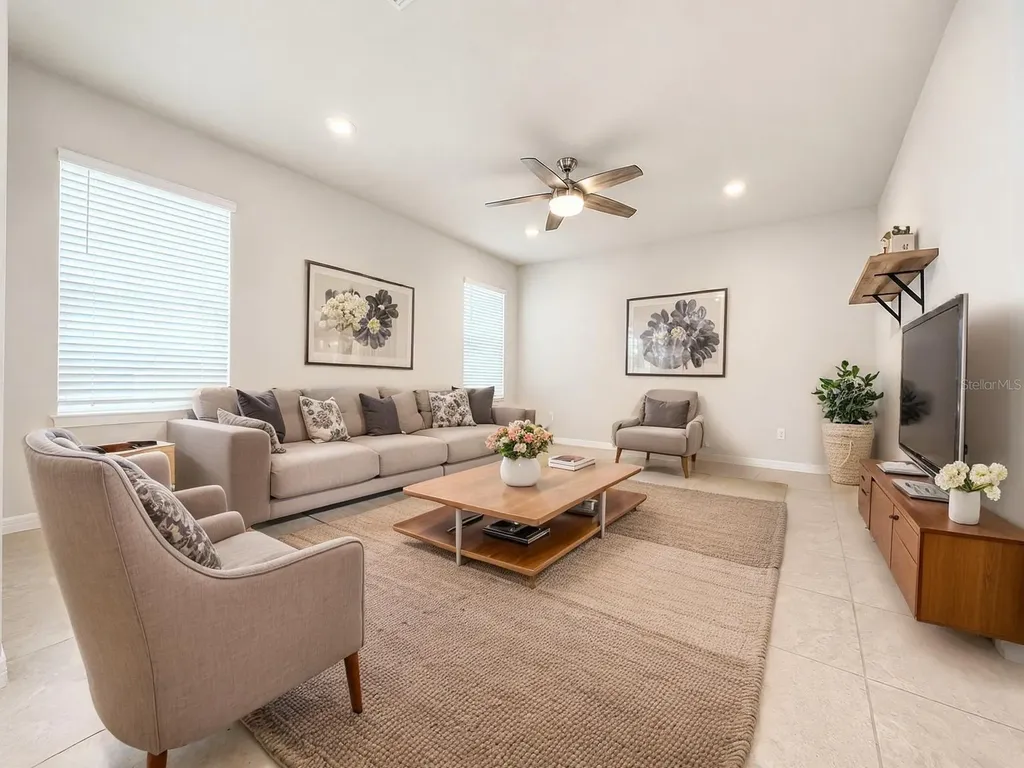 2092 Cross Prairie Parkway Kissimmee FL 34744