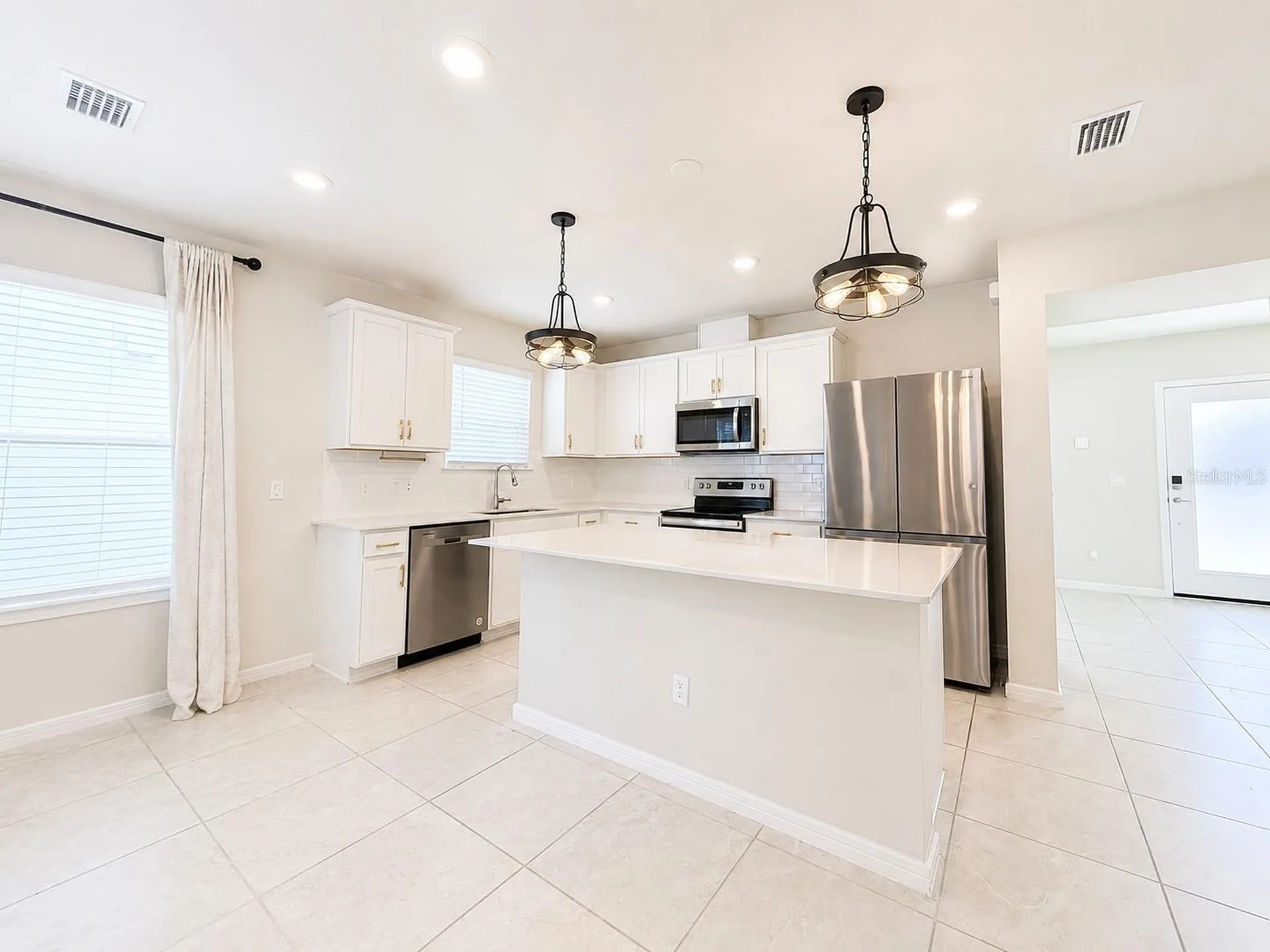 2092 Cross Prairie Parkway Kissimmee FL 34744