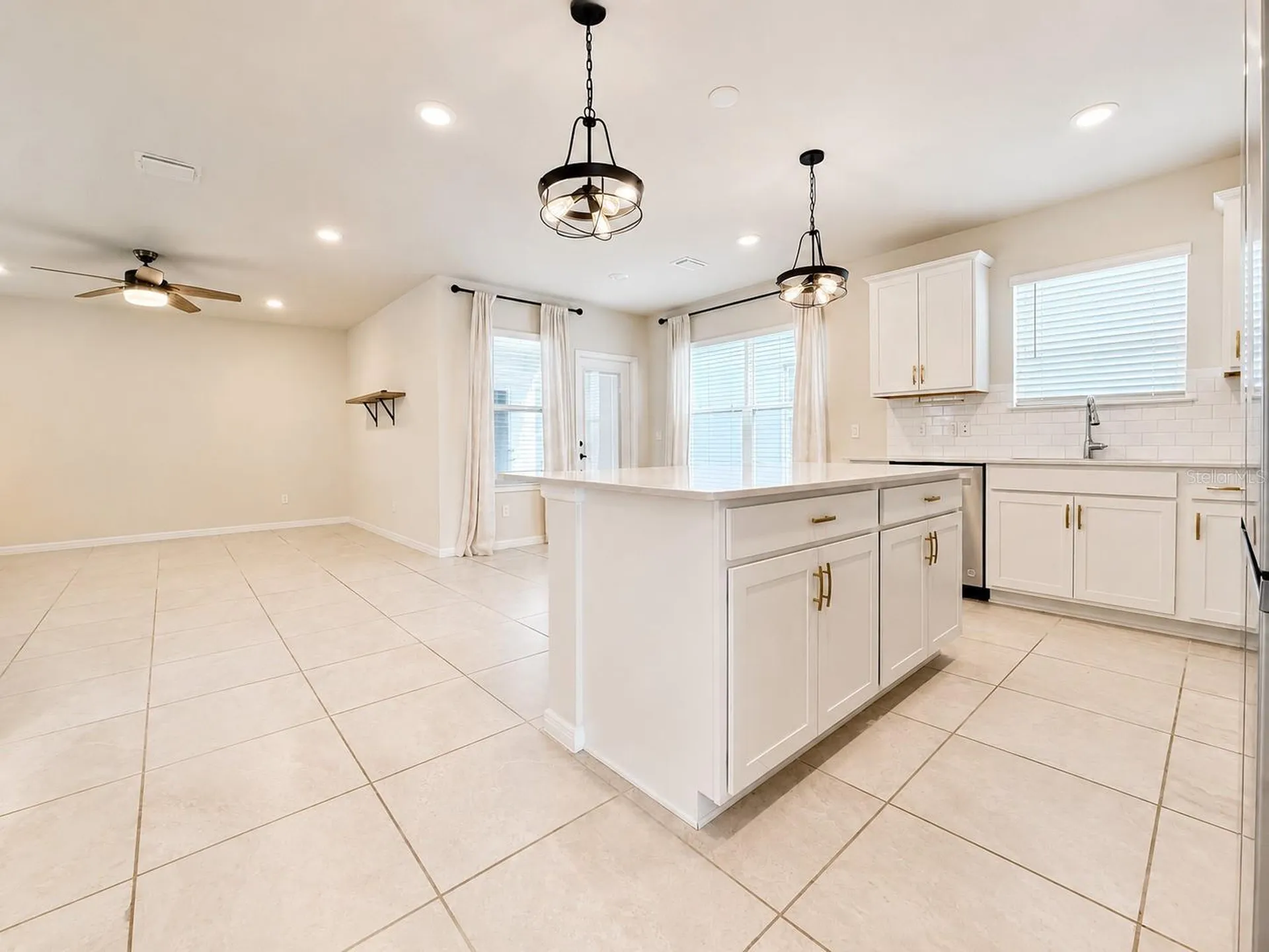 2092 Cross Prairie Parkway Kissimmee FL 34744