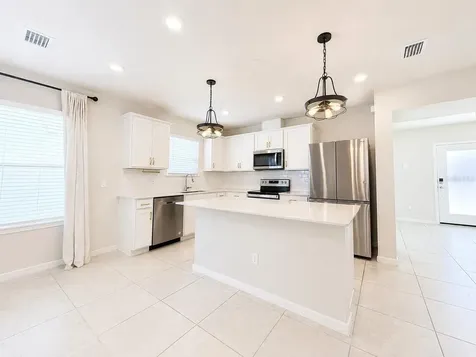 2092 Cross Prairie Parkway Kissimmee FL 34744