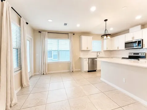 2092 Cross Prairie Parkway Kissimmee FL 34744