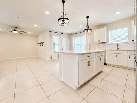 2092 Cross Prairie Parkway Kissimmee FL 34744
