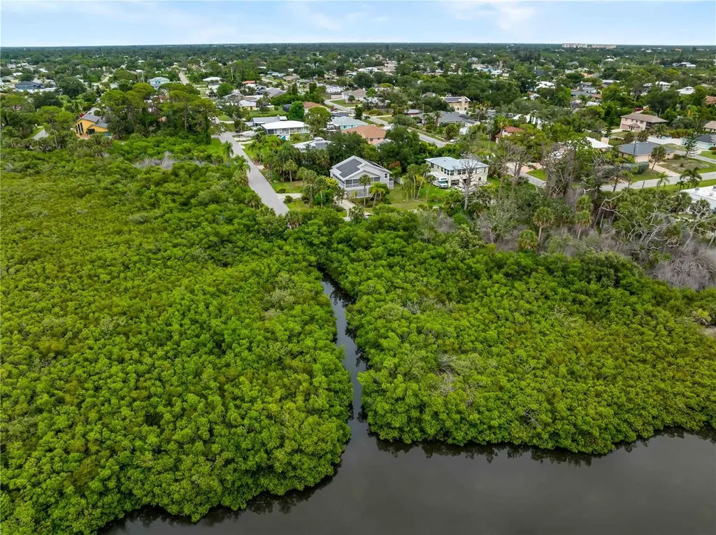 1585 Graham Road Venice FL 34293