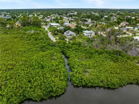 1585 Graham Road Venice FL 34293