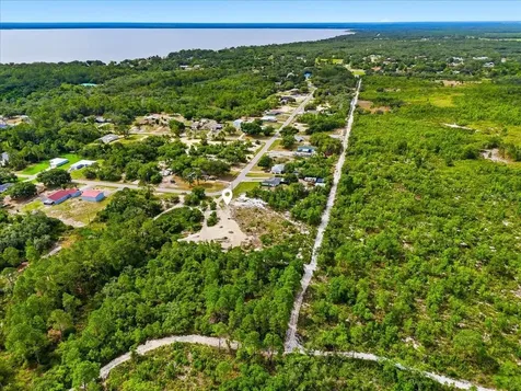 2000 Lemon Drive Lake Wales FL 33898