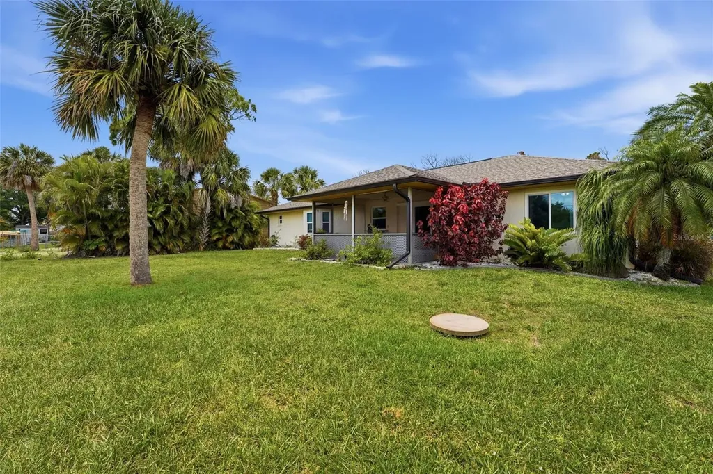 18025 Le Grand Avenue Port Charlotte FL 33948