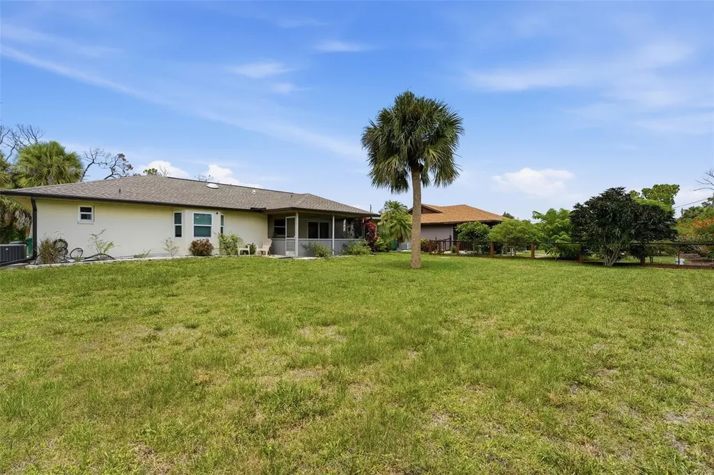 18025 Le Grand Avenue Port Charlotte FL 33948