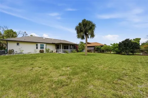 18025 Le Grand Avenue Port Charlotte FL 33948