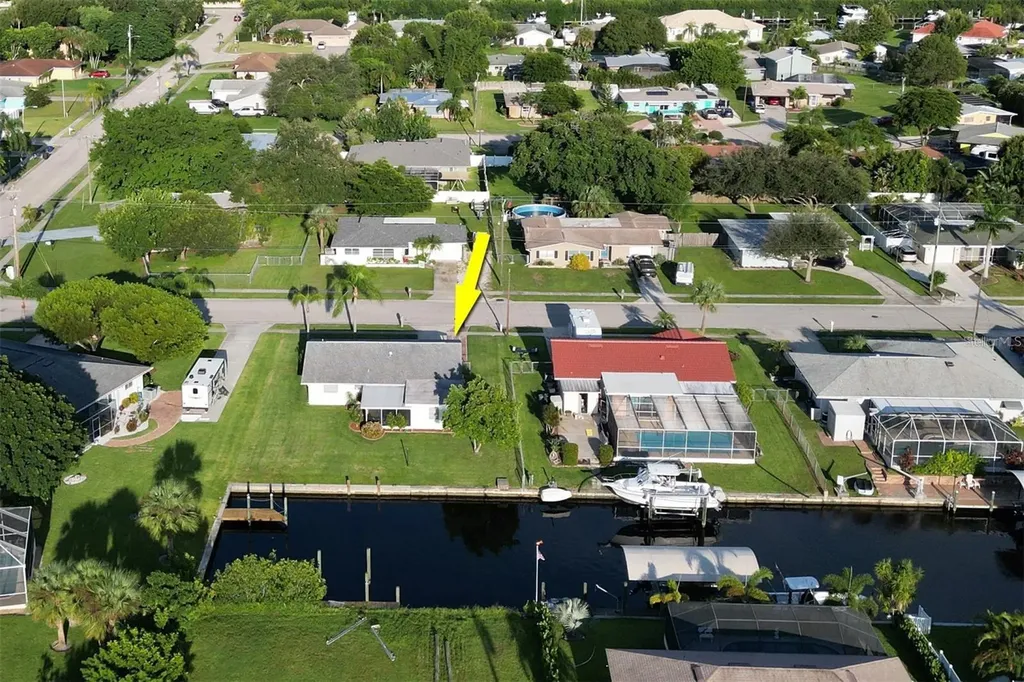 4711 Forest Glen Drive North Fort Myers FL 33903