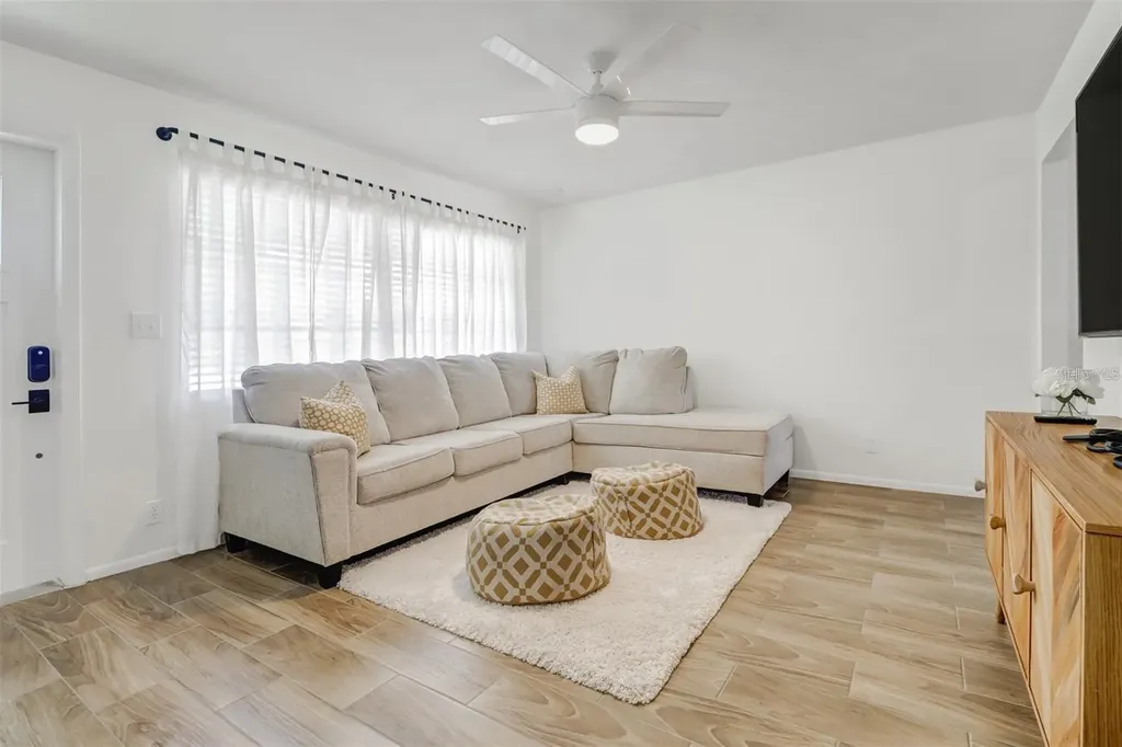 4711 Forest Glen Drive North Fort Myers FL 33903