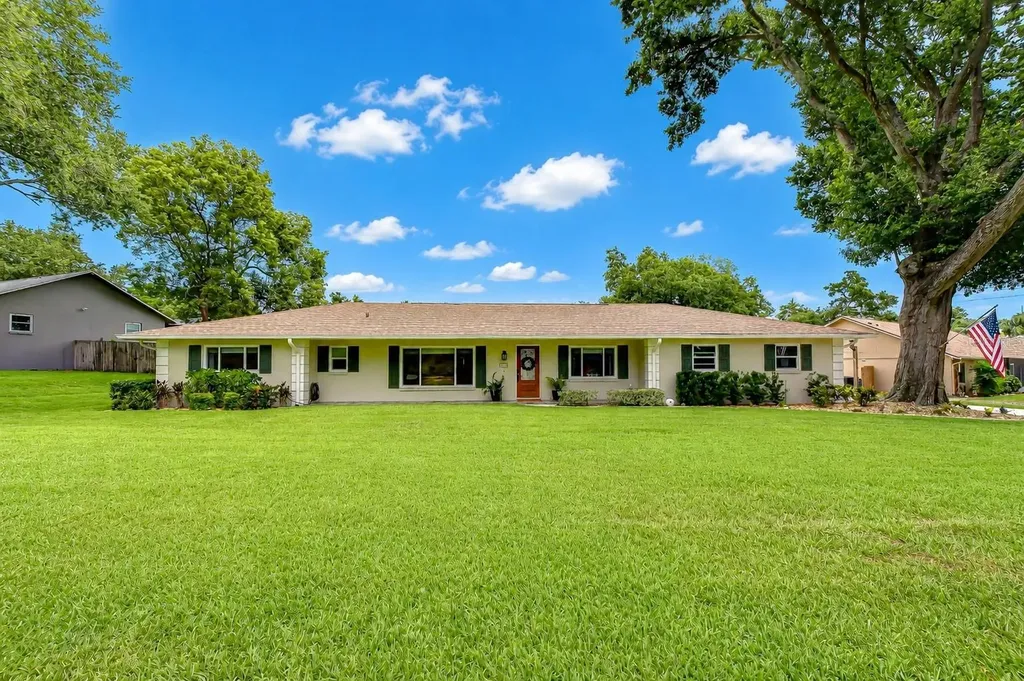 4206 Helene Place Valrico FL 33594