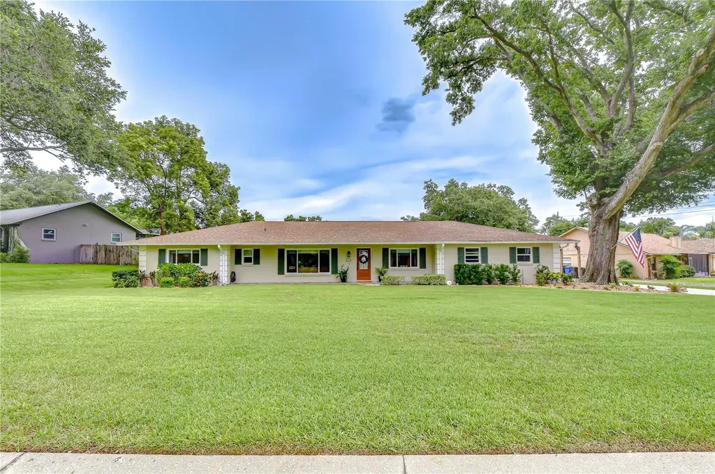 4206 Helene Place Valrico FL 33594