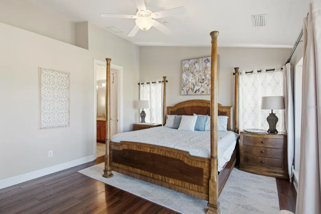 47 W Morgan Street Tarpon Springs FL 34689
