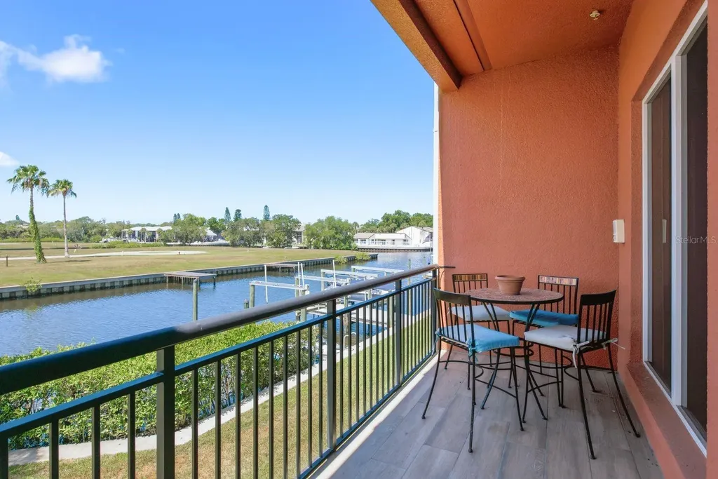 47 W Morgan Street Tarpon Springs FL 34689