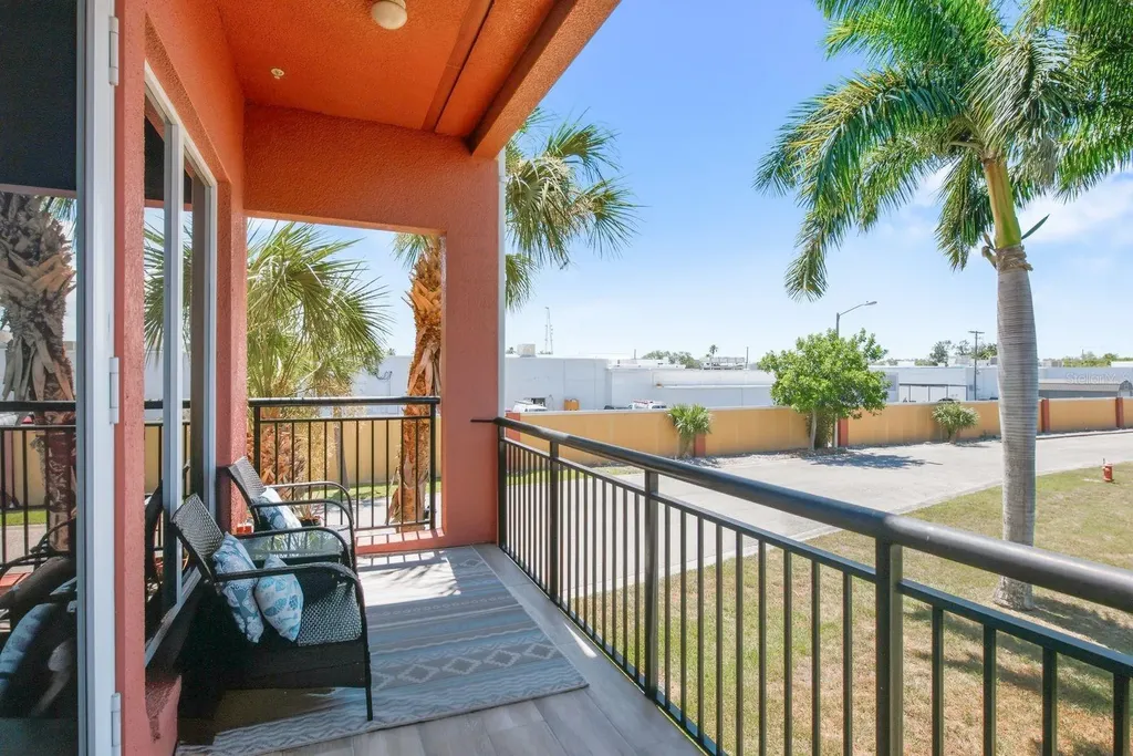 47 W Morgan Street Tarpon Springs FL 34689