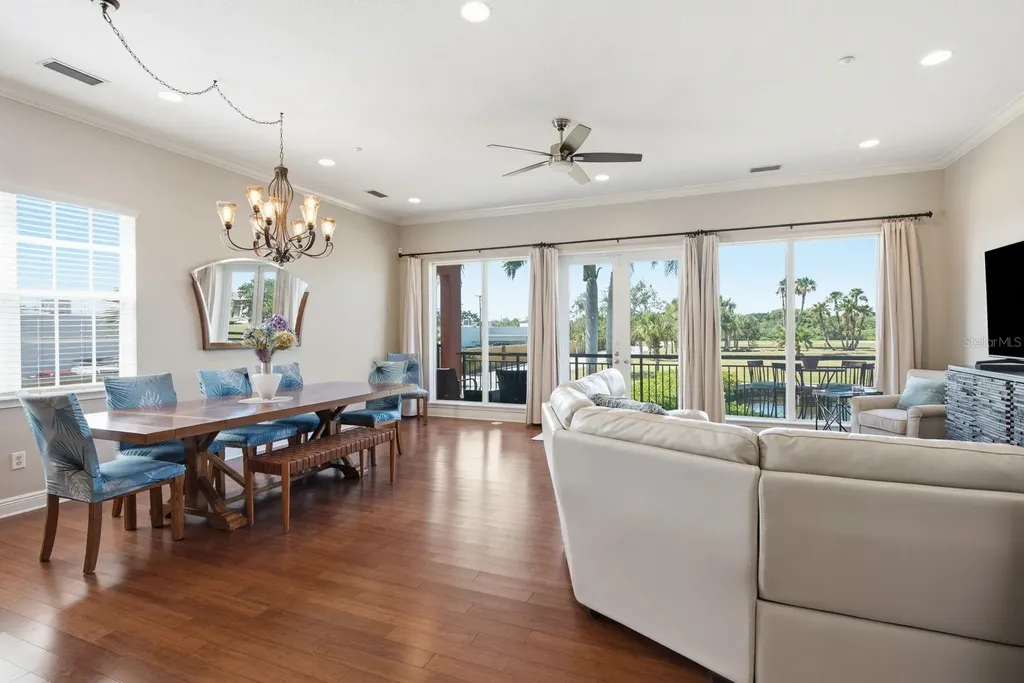 47 W Morgan Street Tarpon Springs FL 34689