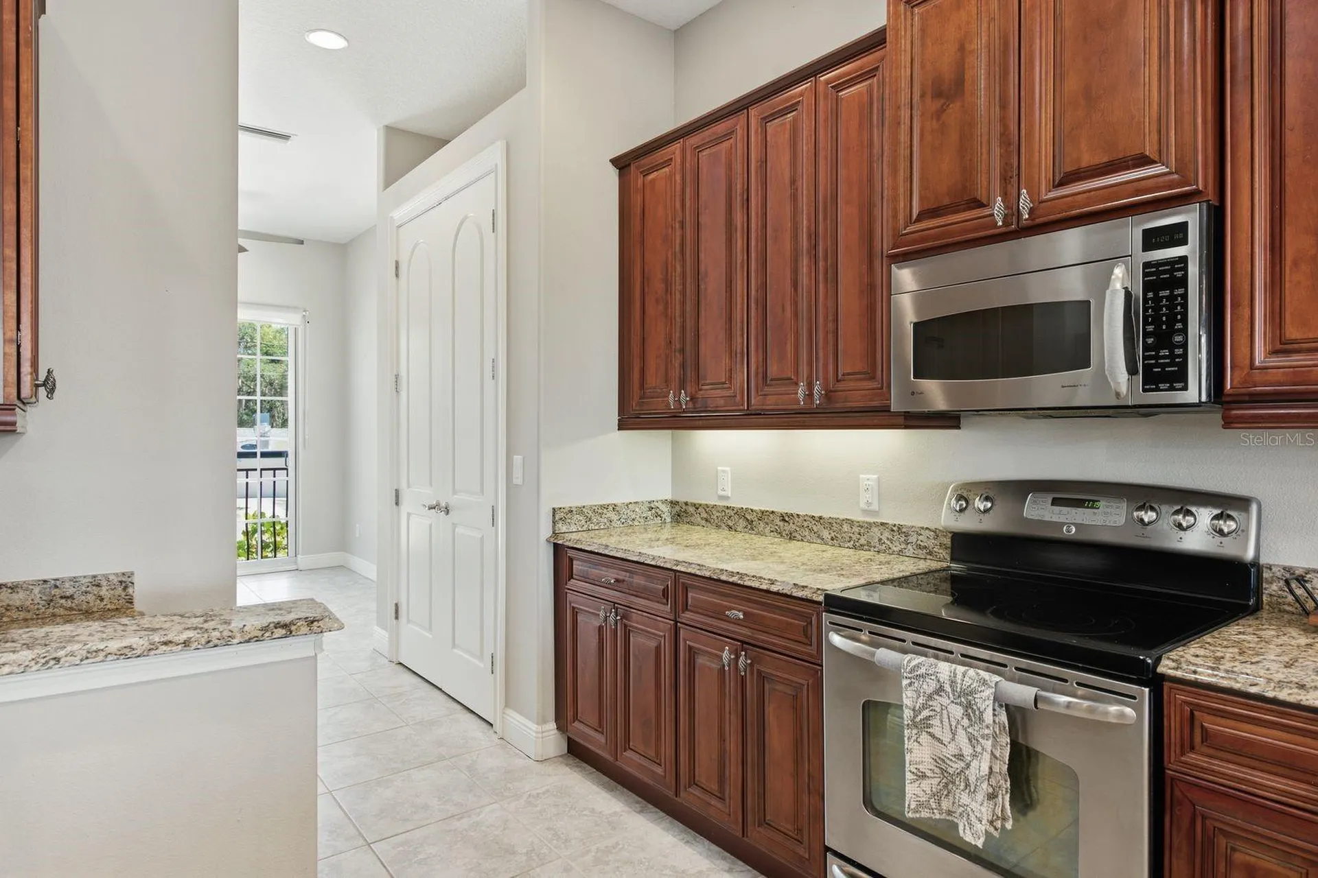 47 W Morgan Street Tarpon Springs FL 34689