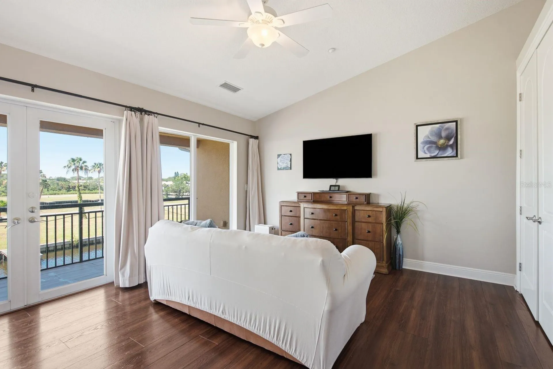 47 W Morgan Street Tarpon Springs FL 34689