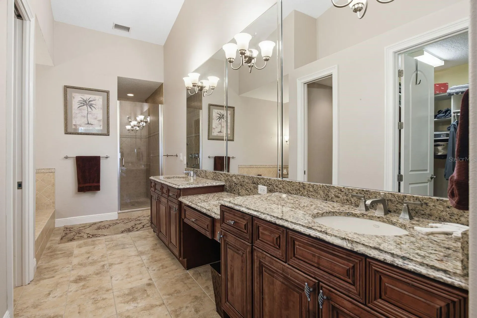 47 W Morgan Street Tarpon Springs FL 34689