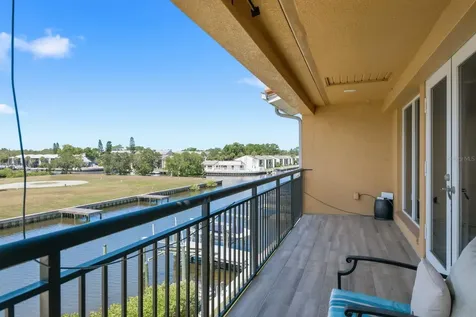 47 W Morgan Street Tarpon Springs FL 34689