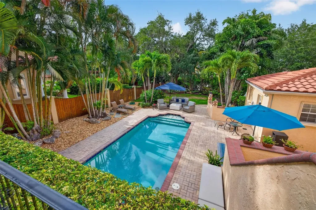 322 Roebling Road S Belleair FL 33756