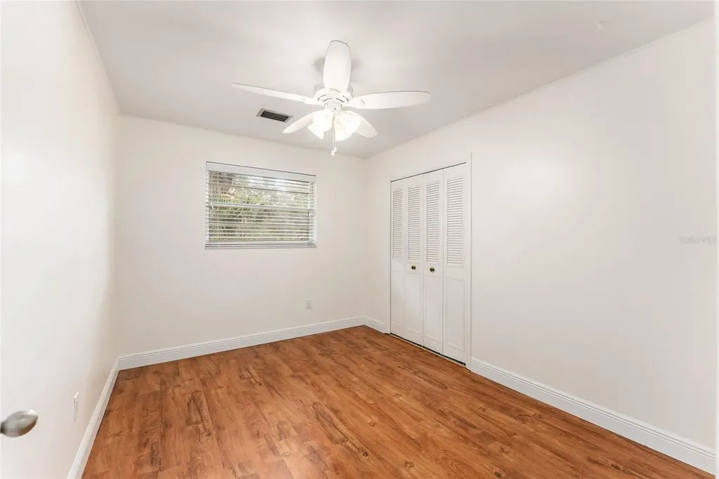 930 NW 37th Terrace Gainesville FL 32605