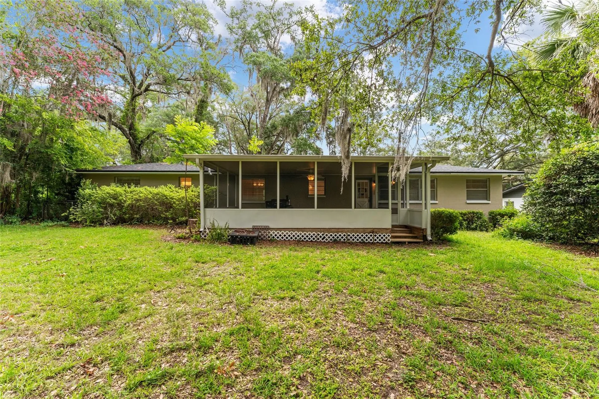 930 NW 37th Terrace Gainesville FL 32605