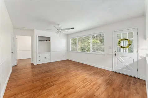 930 NW 37th Terrace Gainesville FL 32605