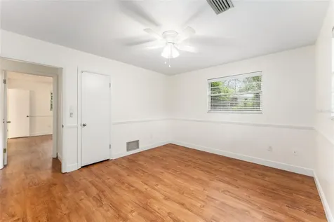 930 NW 37th Terrace Gainesville FL 32605