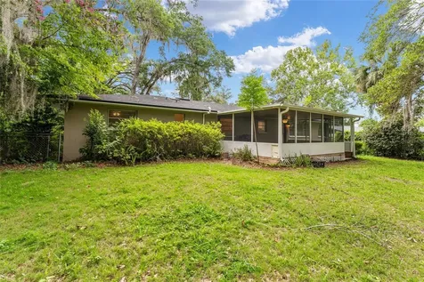 930 NW 37th Terrace Gainesville FL 32605