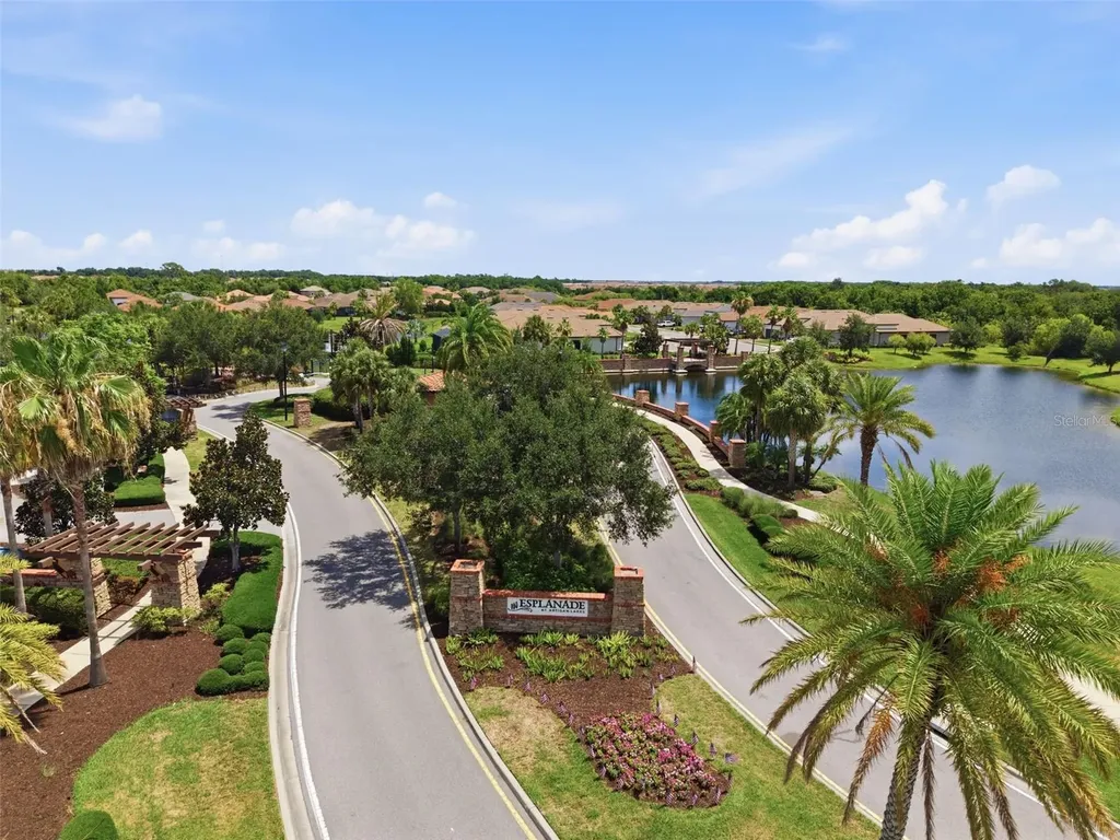 9750 Highland Park Place Palmetto FL 34221