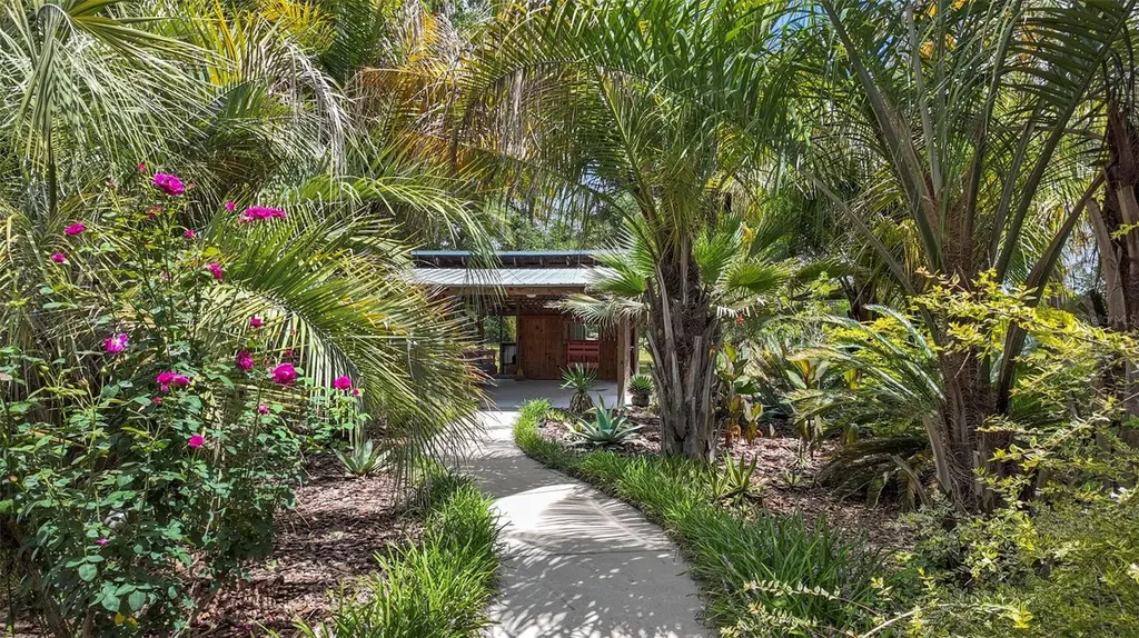 8851 NW 115th Street Chiefland FL 32626
