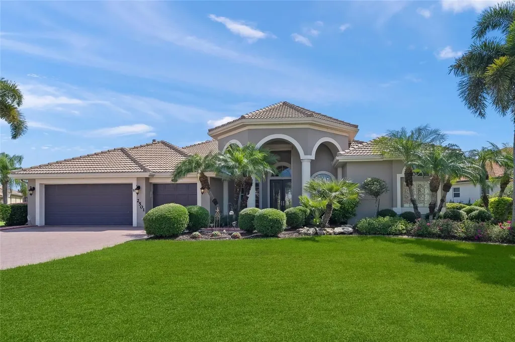 2501 Farms Court Sarasota FL 34240