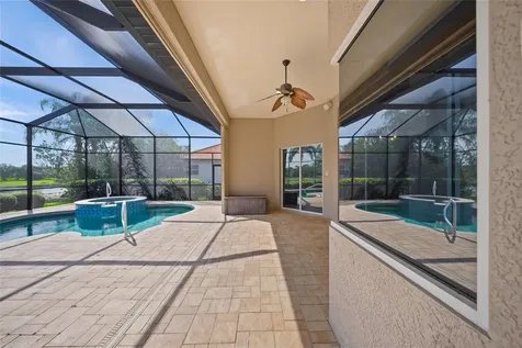 2501 Farms Court Sarasota FL 34240