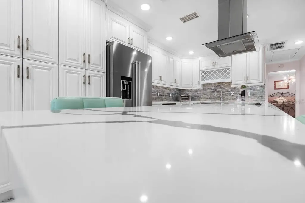 2343 Glenmore Circle Sun City Center FL 33573