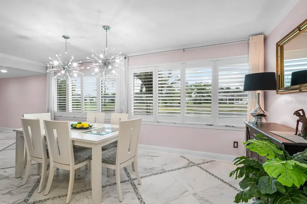 2343 Glenmore Circle Sun City Center FL 33573