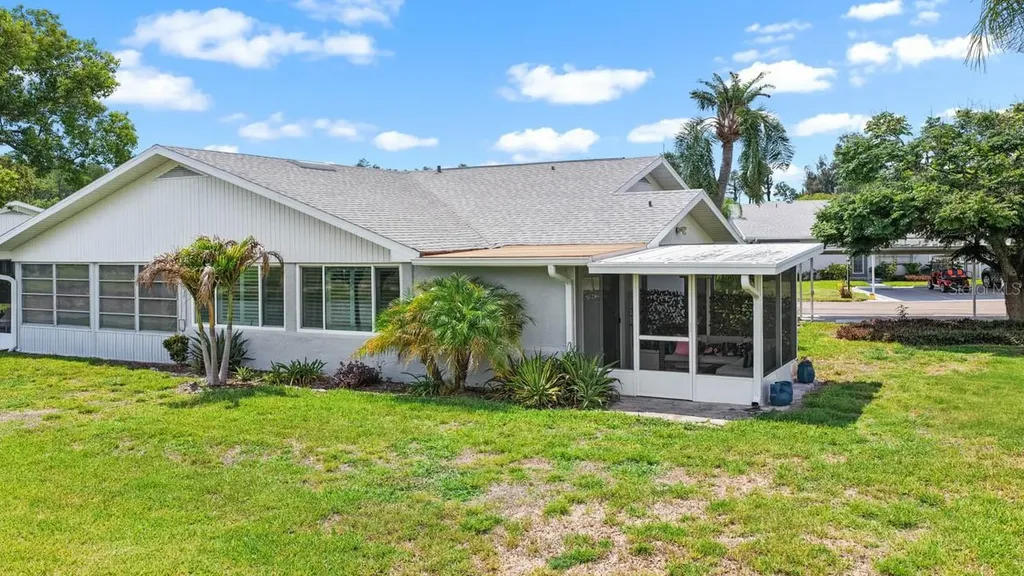 2343 Glenmore Circle Sun City Center FL 33573