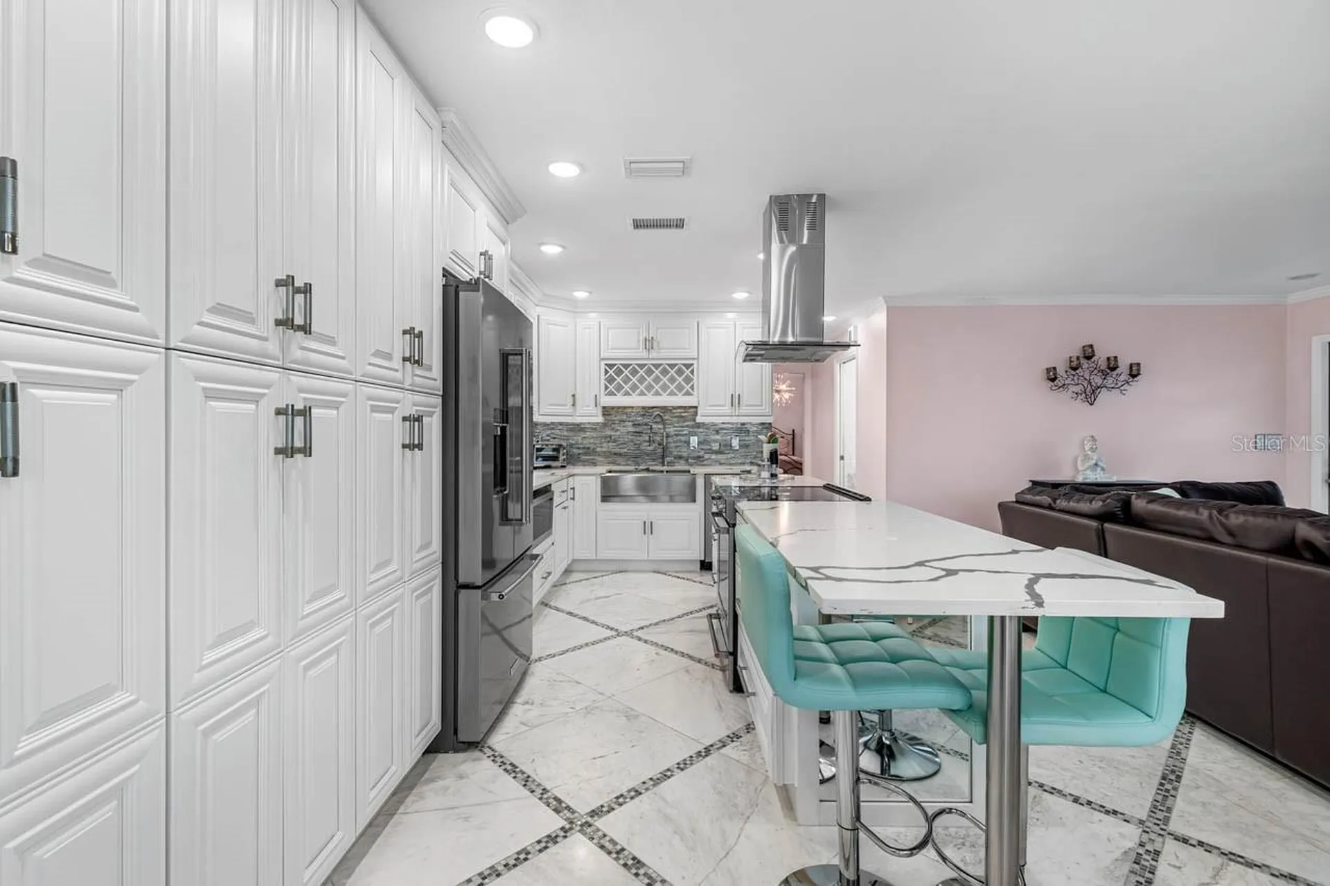 2343 Glenmore Circle Sun City Center FL 33573