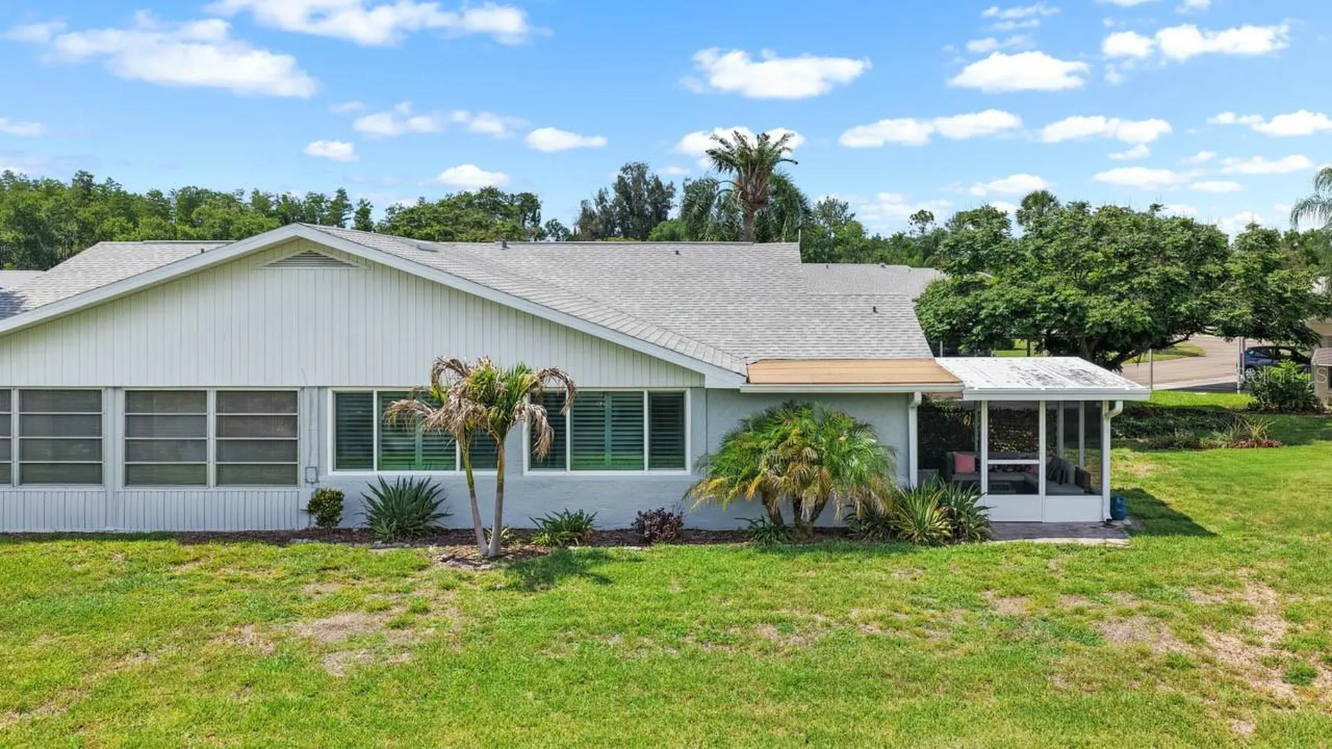2343 Glenmore Circle Sun City Center FL 33573