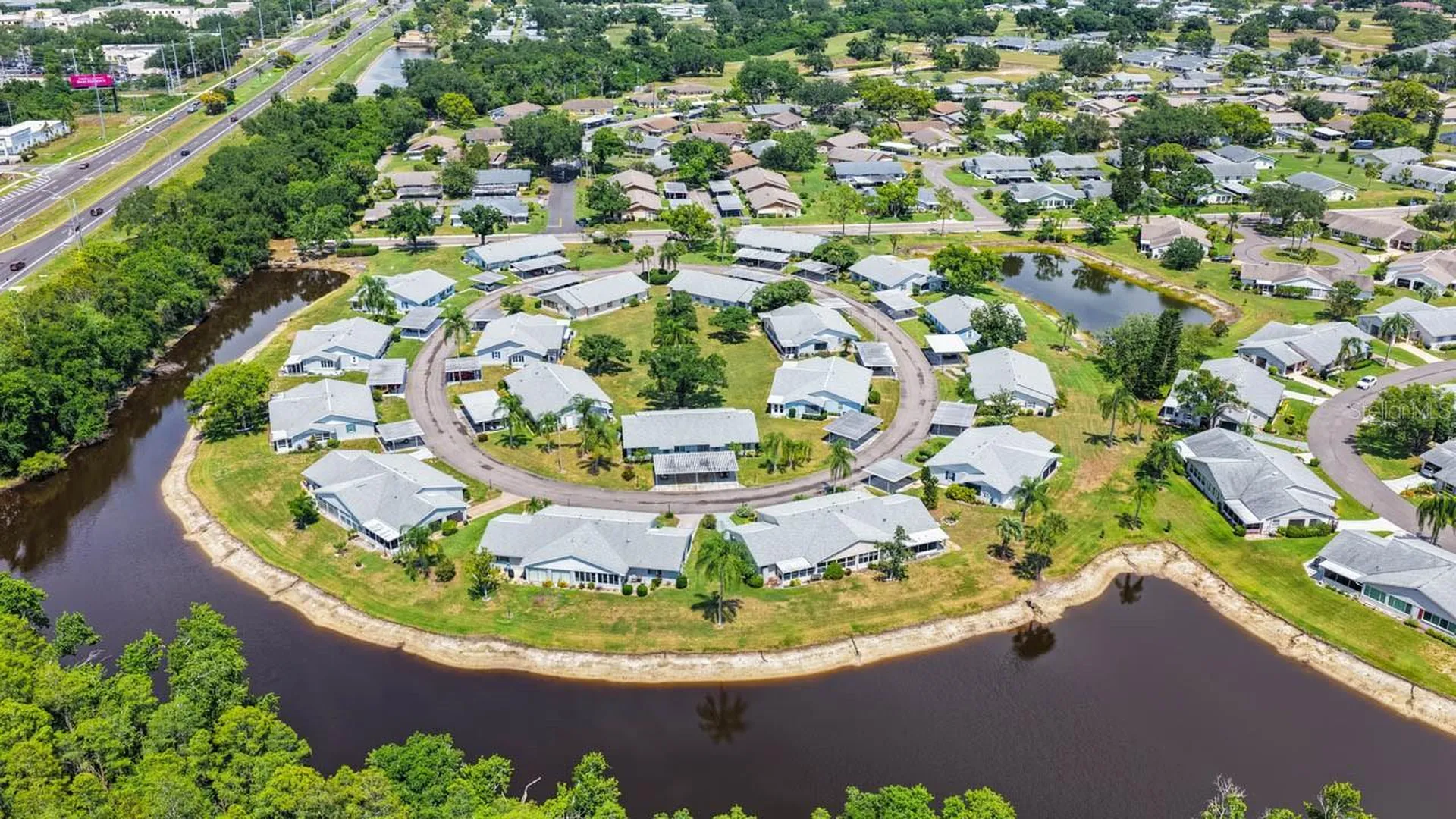2343 Glenmore Circle Sun City Center FL 33573