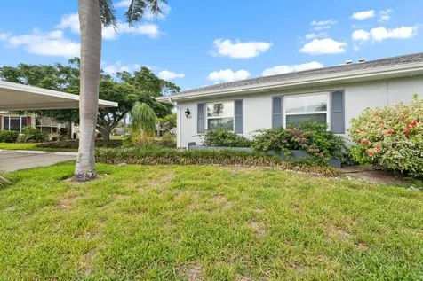 2343 Glenmore Circle Sun City Center FL 33573