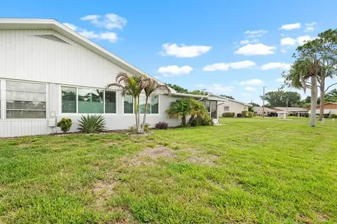 2343 Glenmore Circle Sun City Center FL 33573