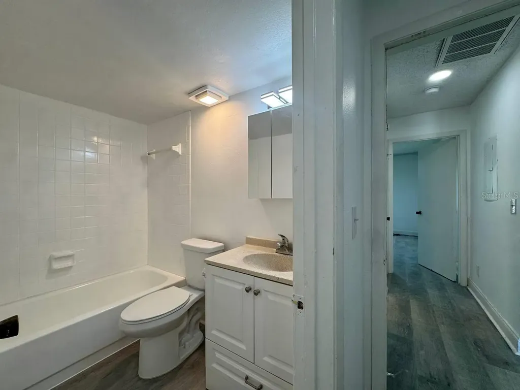 5102 Lawnton Court Tampa FL 33624