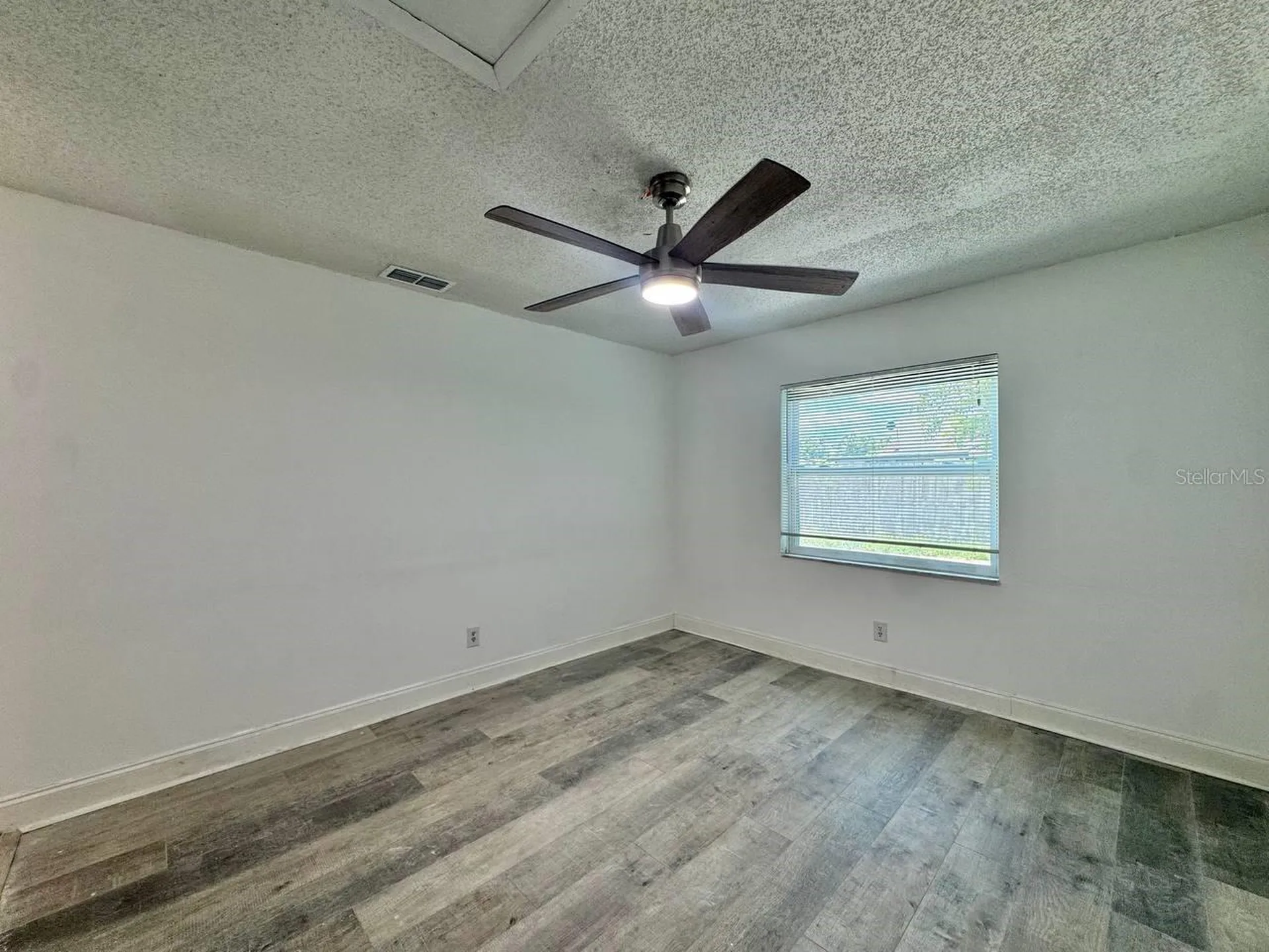 5102 Lawnton Court Tampa FL 33624