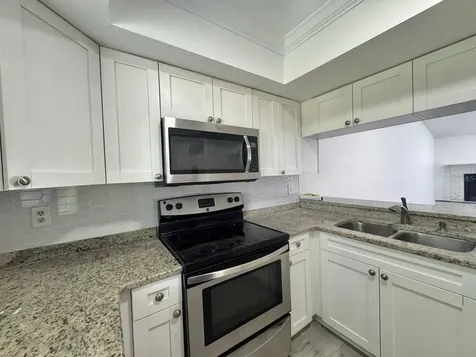 5102 Lawnton Court Tampa FL 33624