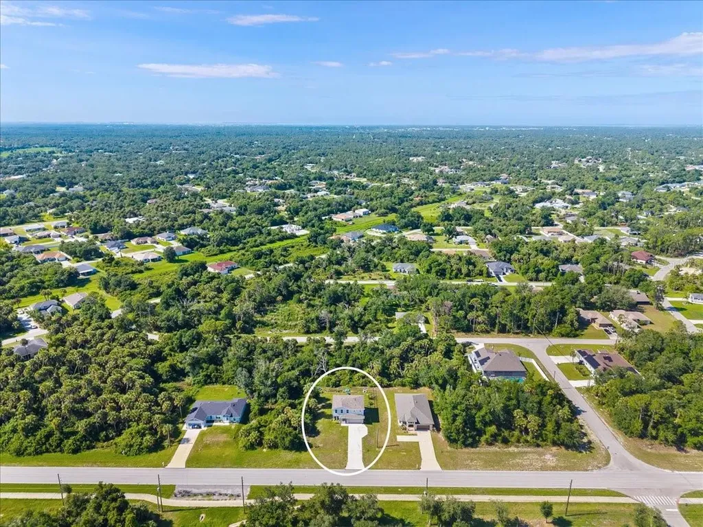 2737 E Price Boulevard North Port FL 34288
