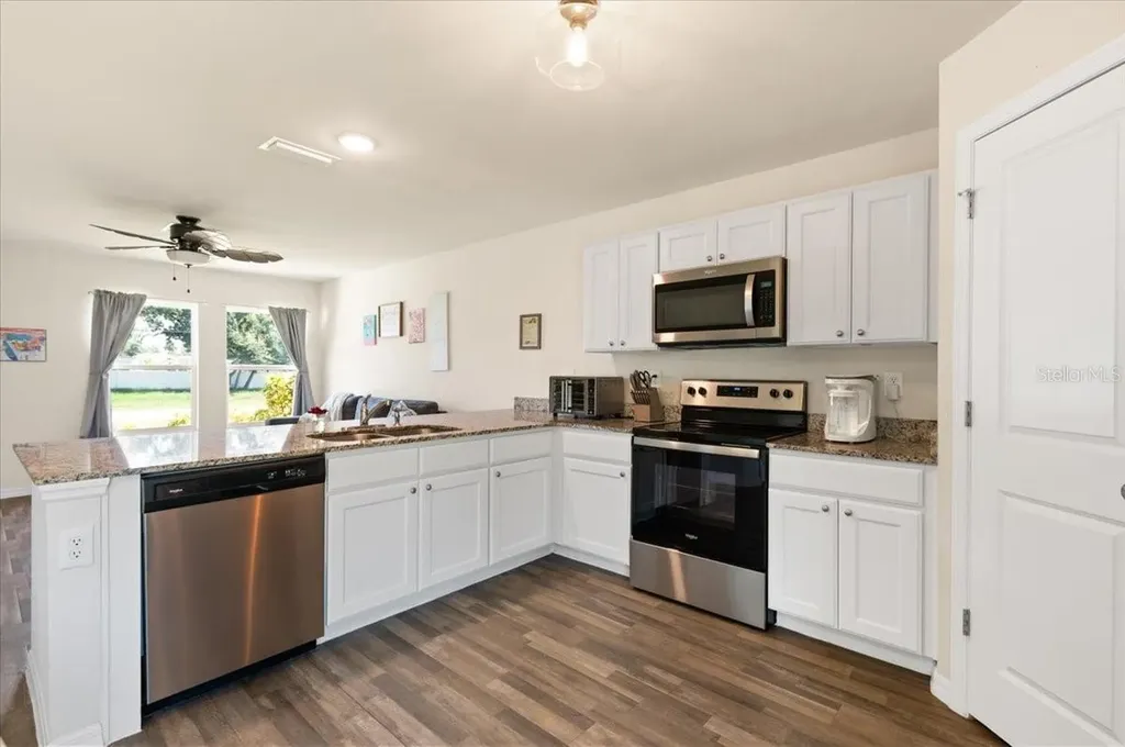 2737 E Price Boulevard North Port FL 34288