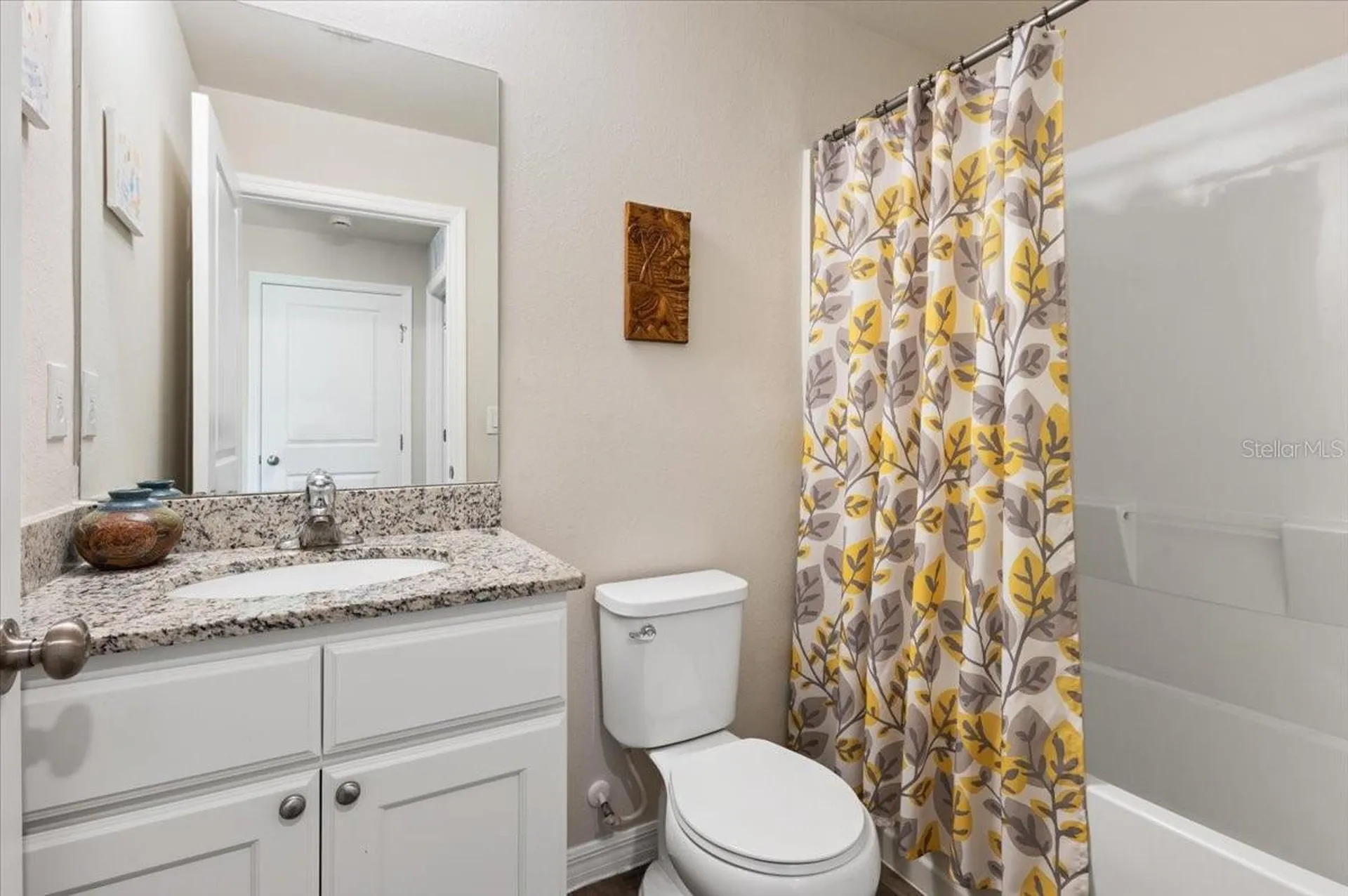 2737 E Price Boulevard North Port FL 34288
