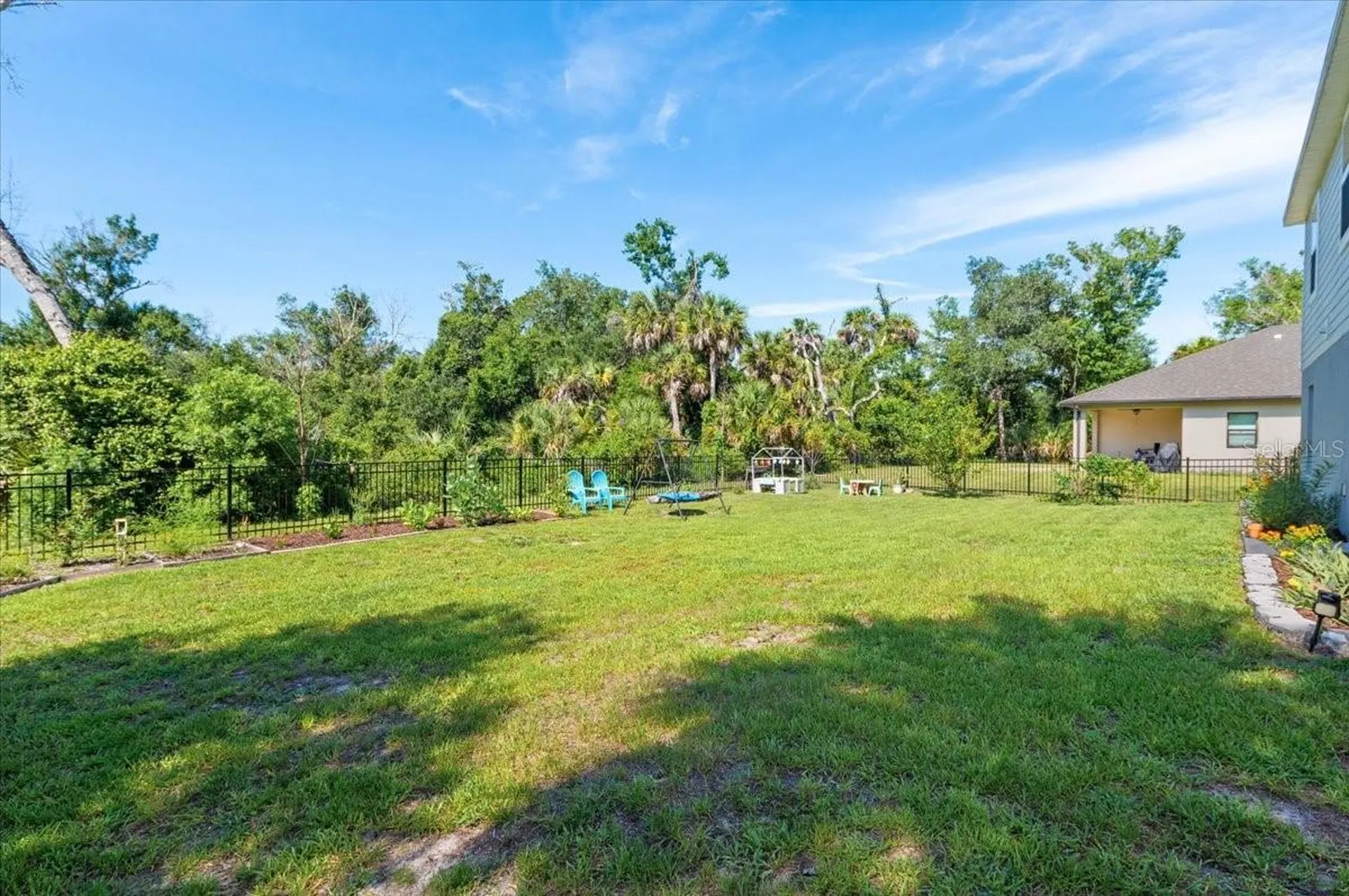 2737 E Price Boulevard North Port FL 34288