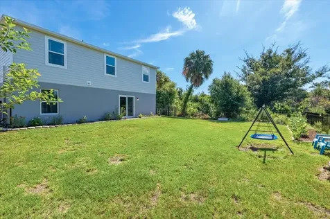 2737 E Price Boulevard North Port FL 34288